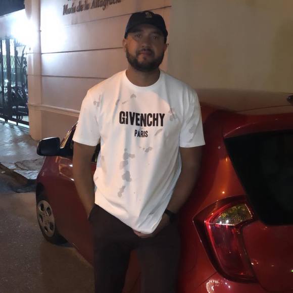 carlos_tavarez